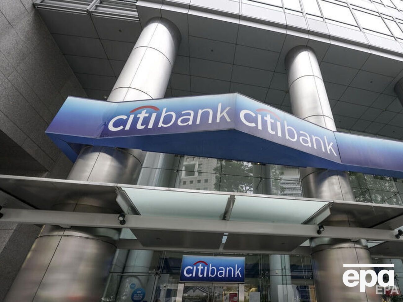 Citibank у Росії зупинить усі клієнтські операції і припинить роботу