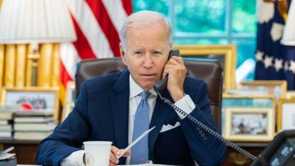 Байден пообещал, что США продолжат поддерживать Украину и украинцев