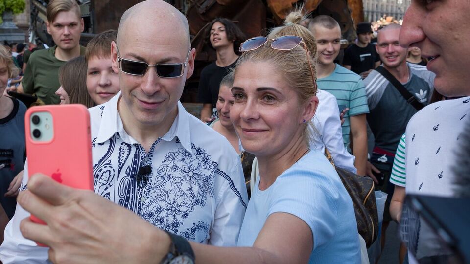 Гордон записал видеоблог на Крещатике и пообщался с прохожими