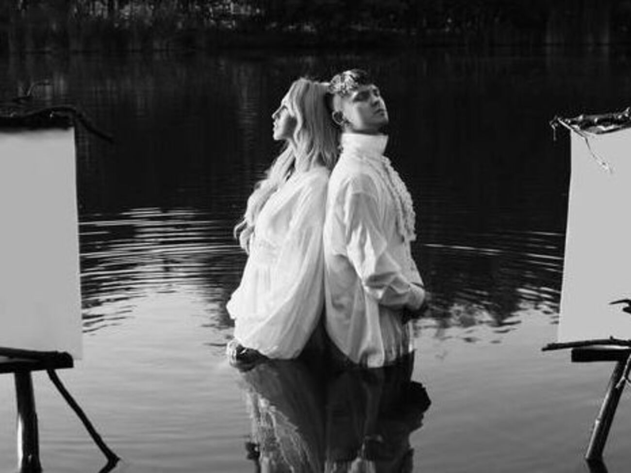 Полякова и Пивоваров снимали видео для клипа в разных странах