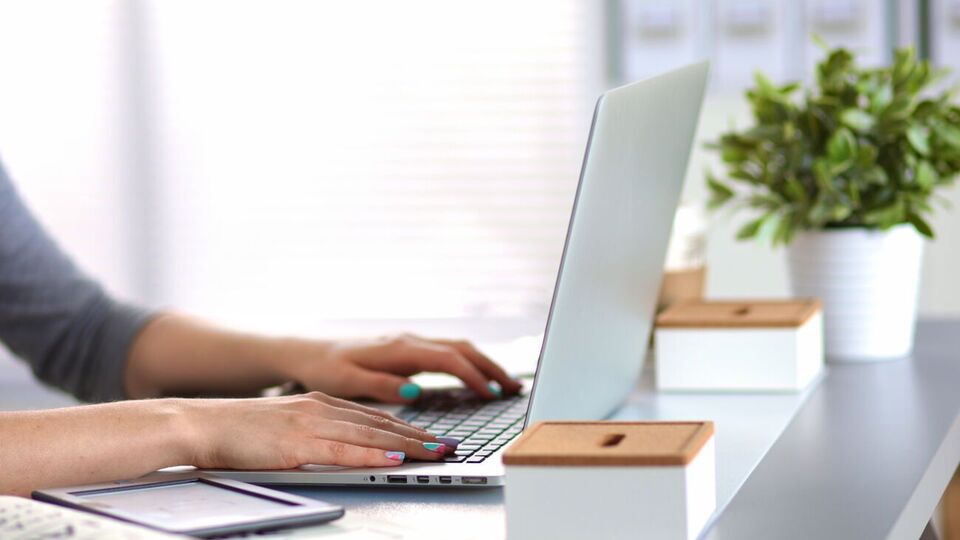 Гранты на свой бизнес уже получили 277 украинцев