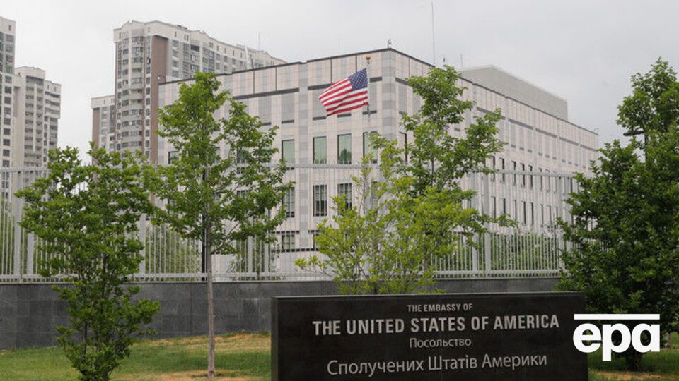 У посольстві американцям порадили залишити зразок ДНК