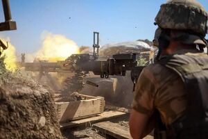 Украинские военные сдерживают наступление врага