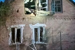 В результате обстрелов есть разрушения домов