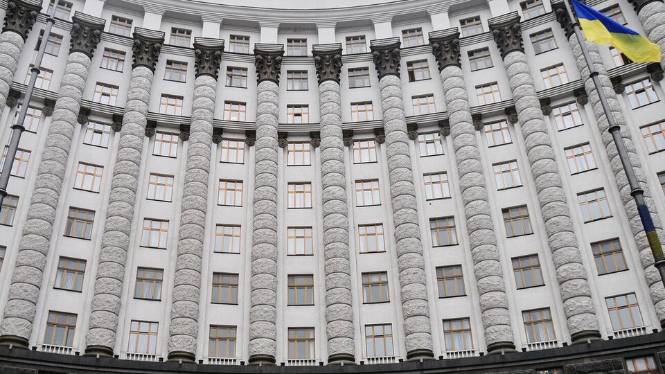 Кабмін поступово розриває угоди, укладені між Україною та Росією