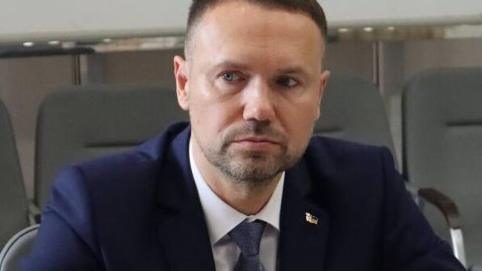 Шкарлет: Оставлять укрытие до сигнала "Отбой воздушной тревоги" запрещено