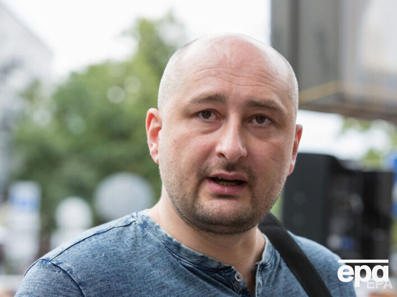 Бабченко:&nbsp;Переводите деньги на армию. Есть масса волонтеров, есть официальный фонд ВСУ