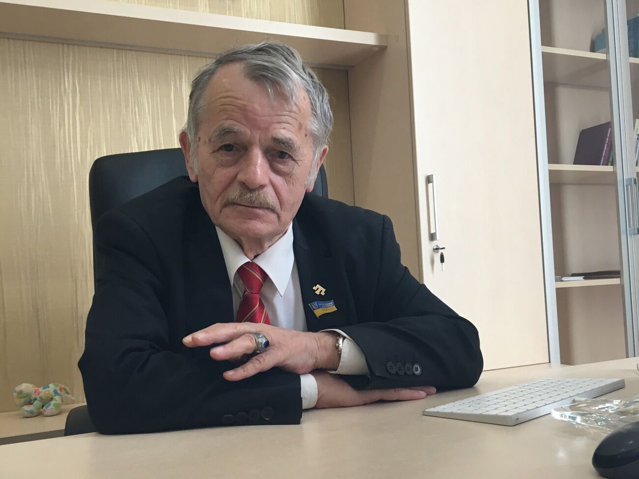 Джемилев отметил, что нарушение границы Украины наказывается лишением свободы