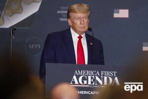 Вечером 8 августа сотрудники ФБР провели обыск в резиденции Трампа Мар-а-Лаго во Флориде