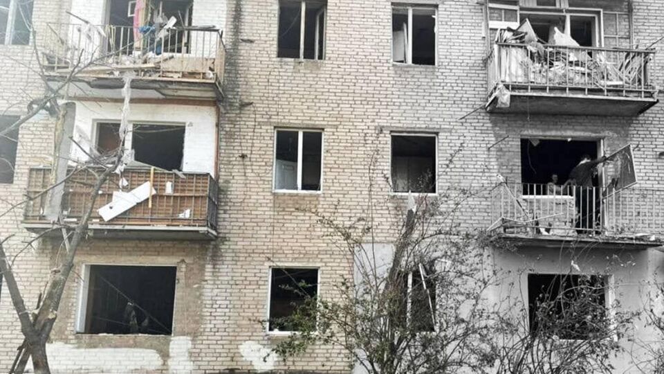 В результате обстрела Славянска оккупантами повреждены несколько многоэтажек, отметил Лях