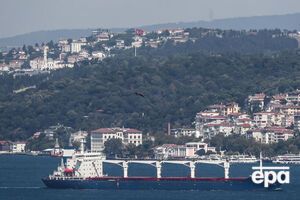 3 августа первое судно Razoni прошло проверки и получило разрешение на выход из Черного моря через пролив Босфор