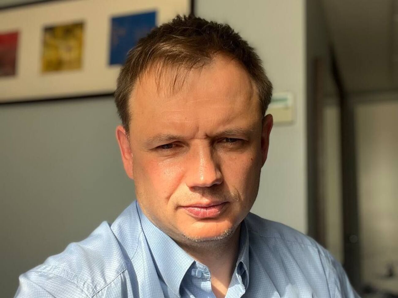 Теперь свои видео коллаборант Стремоусов записывает на новой локации