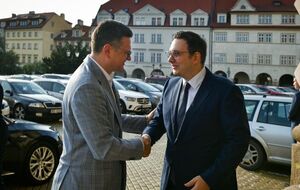 Кулеба и Липавский встретились в Праге в рамках неформального саммита министров иностранных дел ЕС