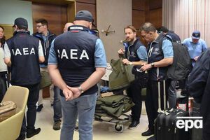 Миссия МАГАТЭ уже в Украине, но, по данным Офиса президента, пока не может доехать до ЗАЭС