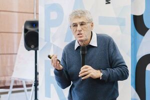 Гозман (на фото) писал, что "Гитлер – абсолютное зло, но Сталин еще хуже"