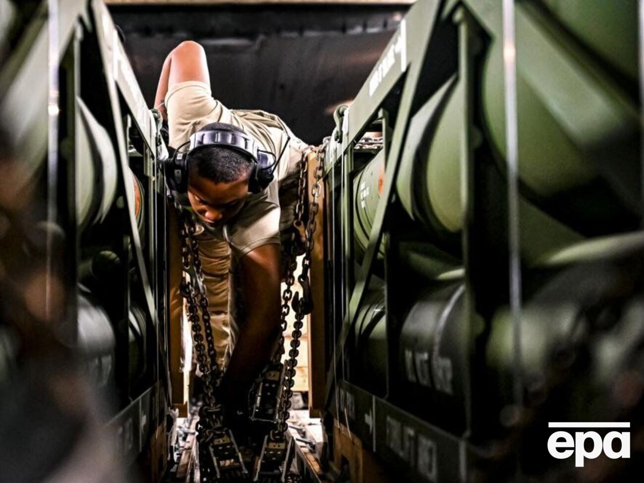 Вашингтон выполнял "конкретные запросы" по оружию, отметили в США