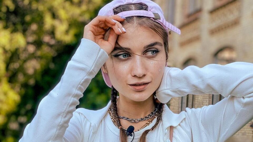 Jerry Heil: Впереди восемь часов. А потом еще четыре года