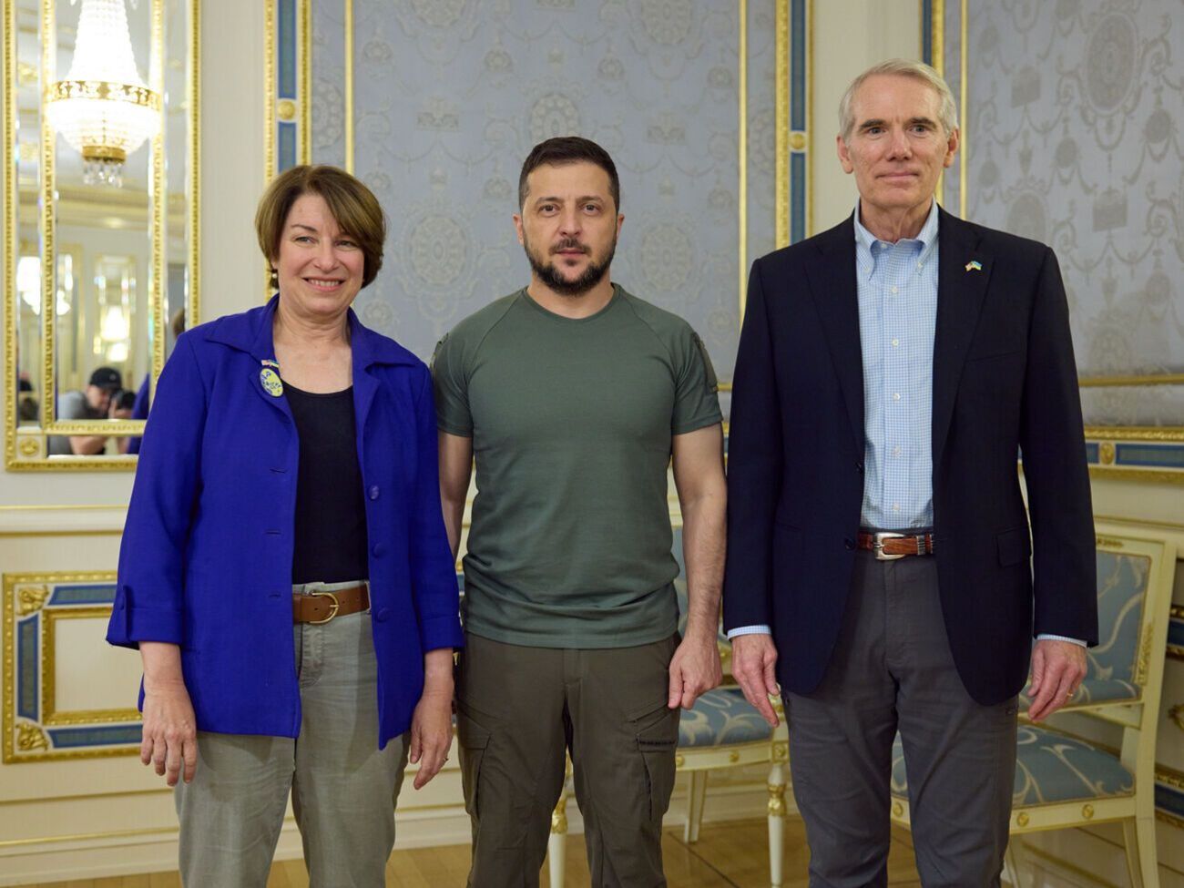 Клобушар (ліворуч) і Портман (праворуч) зробили дуже багато для захисту України і загалом свободи в Європі та світі, зазначив Зеленський