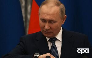 У світогляді Путіна (на фото) "операція йде за планом", вважає Жданов