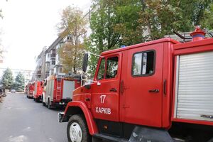 У Київському районі Харкова пожежа після ворожого обстрілу