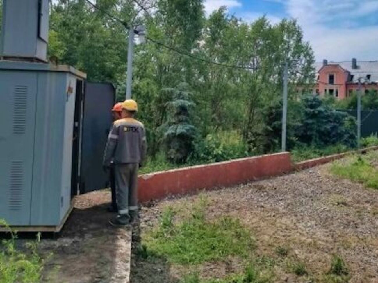 Без світла поки залишається 90 населених пунктів у Донецькій області
