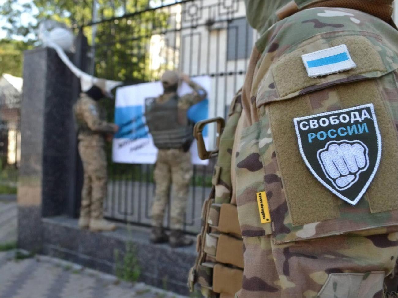 Підписанти декларації назвали спільним біло-синьо-білий прапор
