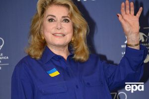 Деньов здобула "Золотого лева" за життєві досягнення