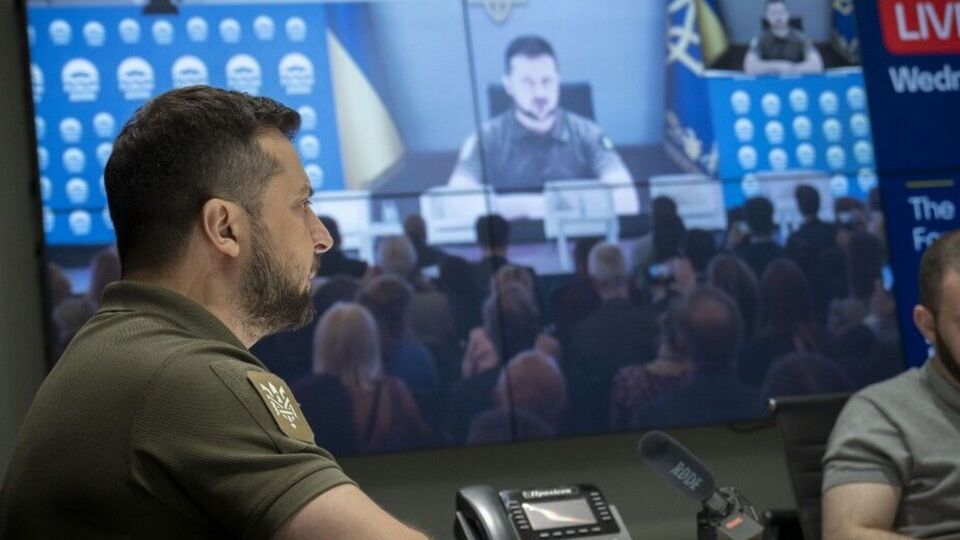 Зеленский: Территория ЕС должна быть закрыта для тех граждан России, которые используют Европу, чтобы отдохнуть от зла, которому они потакают у себя дома