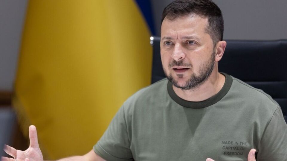 Зеленський заявив 30 серпня, що ЗСУ знищуватимуть усі склади та штаби окупантів, хай де вони розміщуються