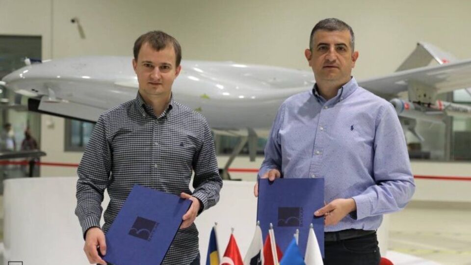 Чмут и Байрактар подписали меморандум о дальнейшем партнерстве