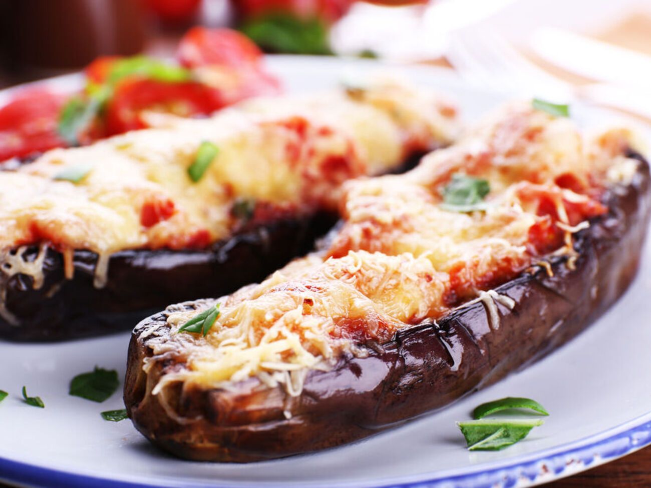 Баклажани запікають у два етапи