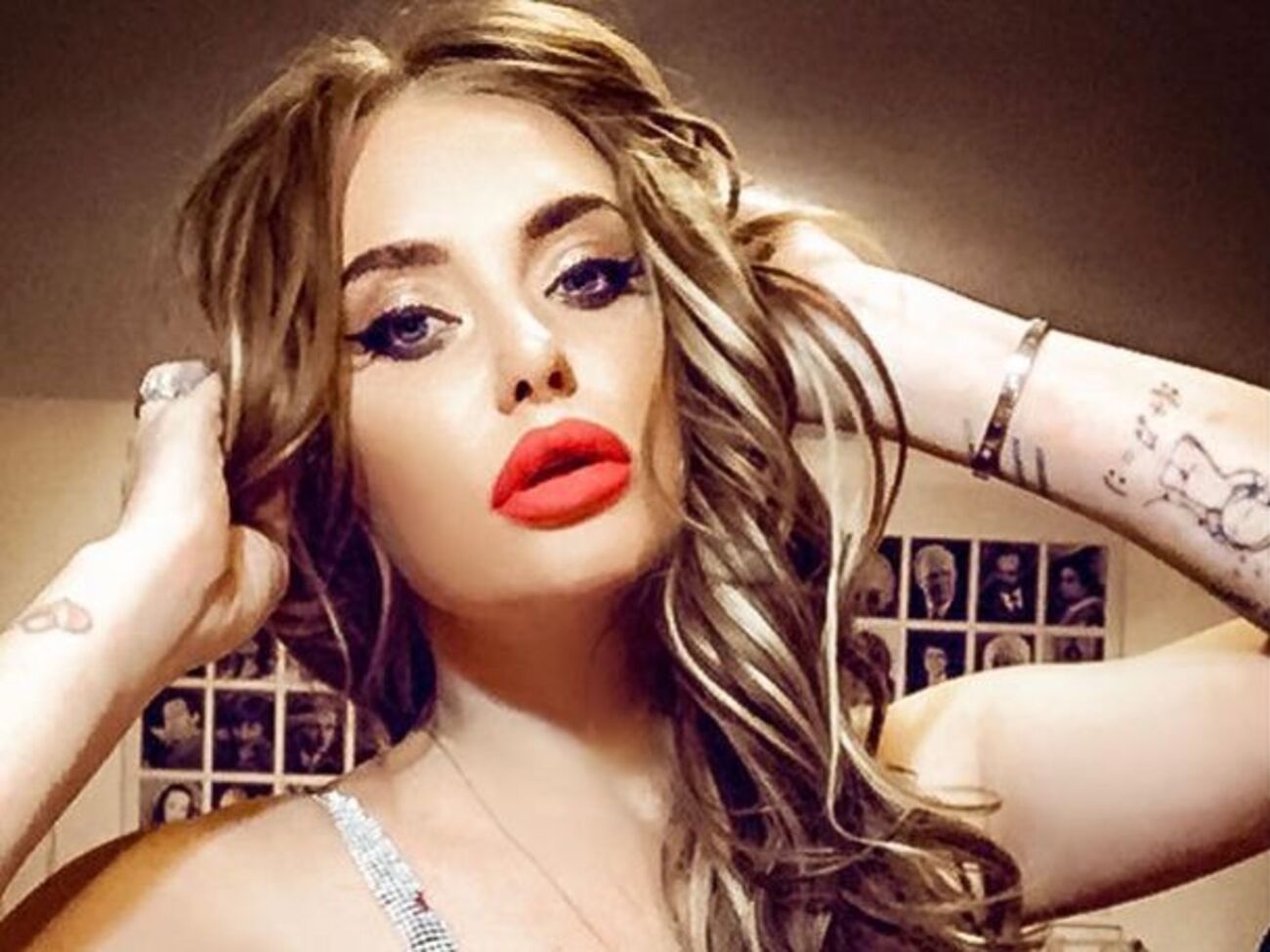 Каминская находится в Нидерландах