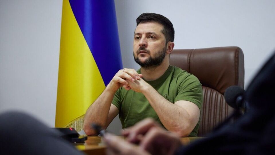 Зеленский провел заседание ставки верховного главнокомандующего для обсуждения неотложных вопросов