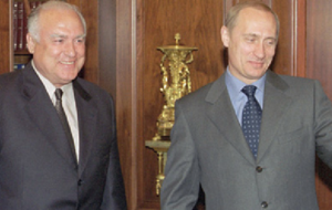 Черномырдин мог стать президентом России, но Ельцин и его окружение сделали преемником Путина