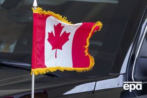 Першу групу інструкторів Канада має намір відправити 12 серпня