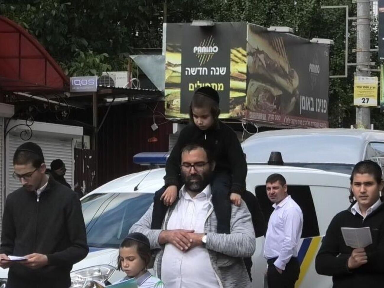 Хасиды уже съезжаются в Умань, хотя до праздника больше полутора месяцев, а в Украине война