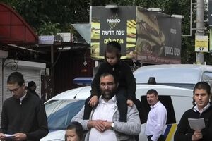 Хасиди вже з'їжджаються до Умані, хоча до свята понад півтора місяця, а в Україні триває війна