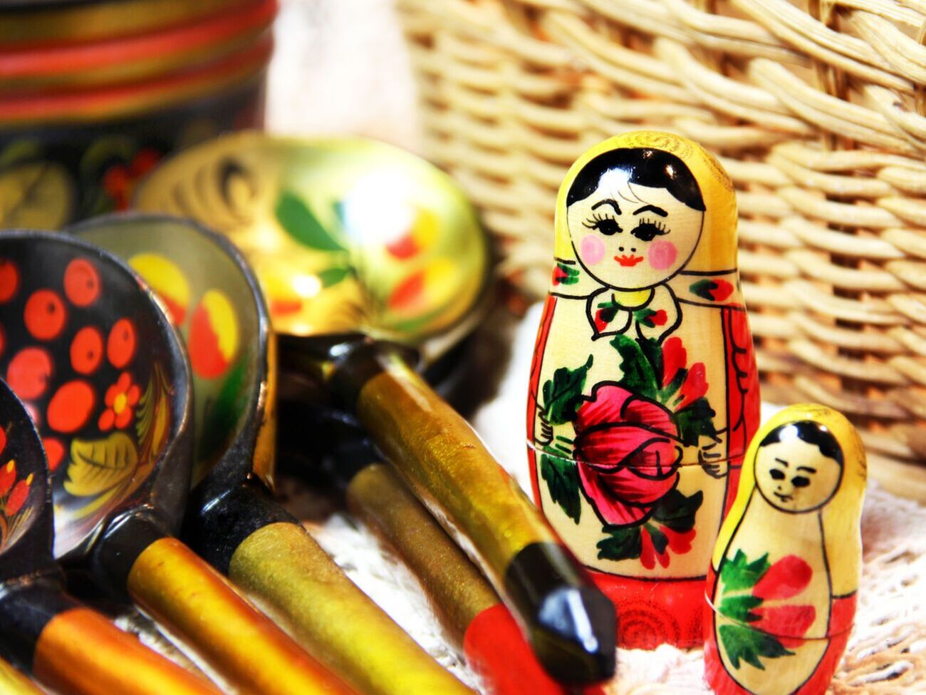 В Москве и Санкт-Петербурге, как во времена Советского Союза, откроются магазины для дипломатов и сотрудников международных организаций