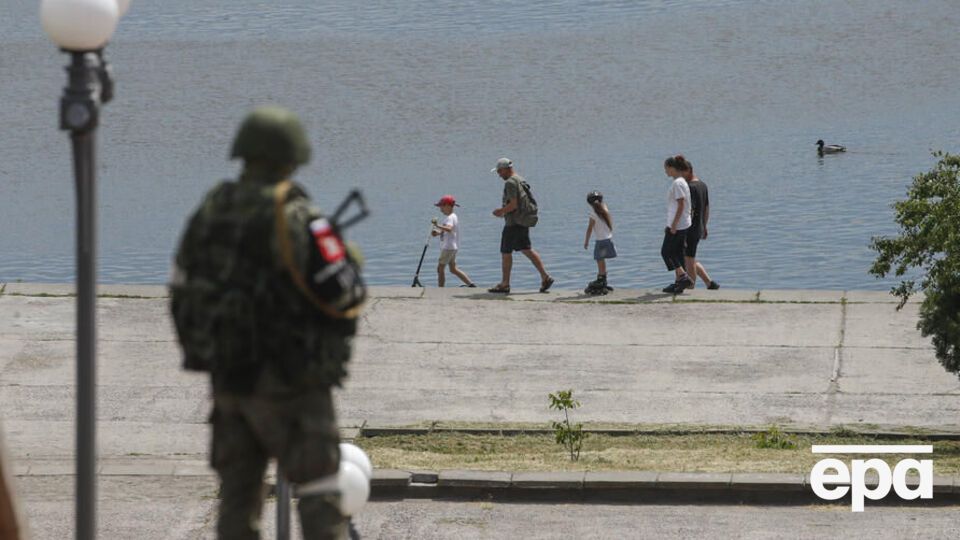 По словам Хланя, оккупанты насаживают "русский мир" и делают картинку, что Херсонская область – российская