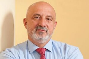 Иван Плачков: Правительство поручило Министерству энергетики накопить к началу отопительного сезона 2–3 млн тонн угля. Этого должно быть достаточно