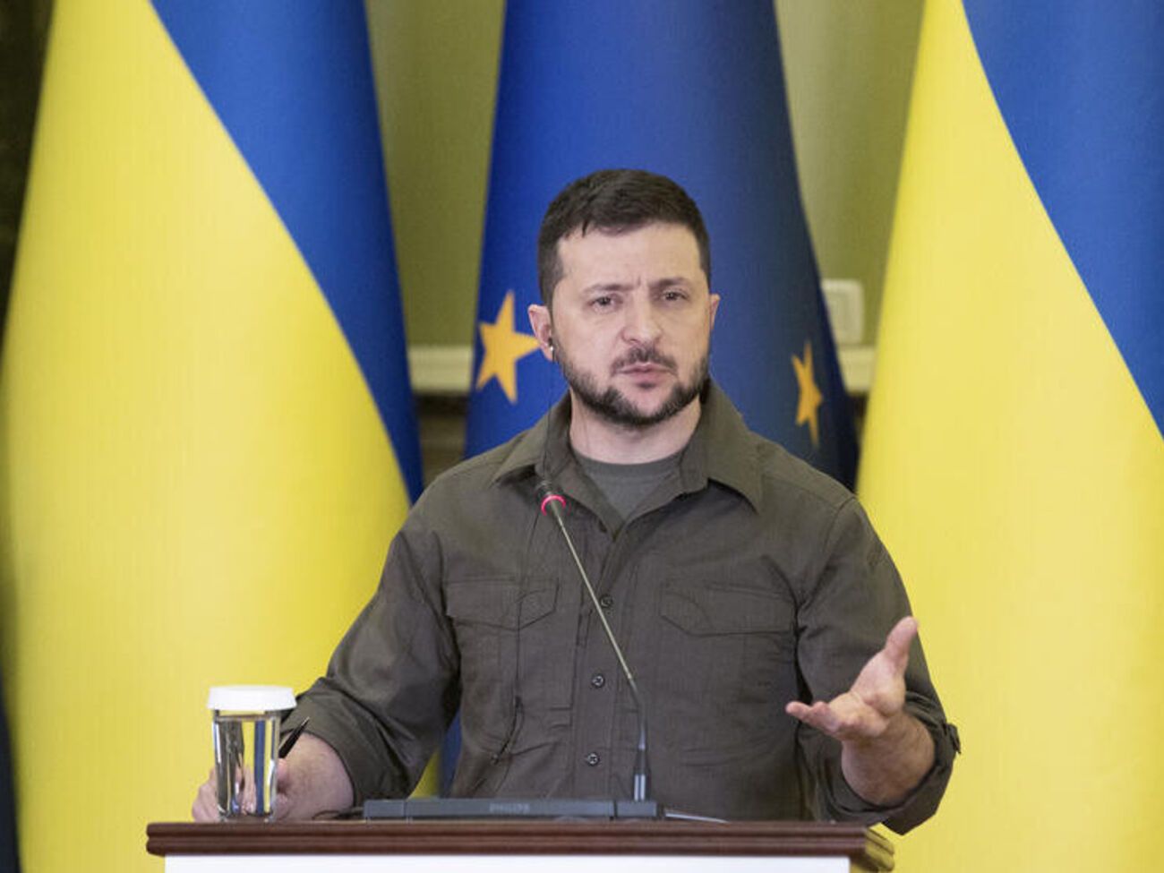 Зеленский: Делаем все, чтобы получить еще больше эффективного и современного оружия