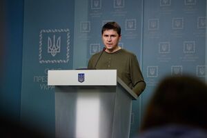 Подоляк: Это война в прямом эфире, где все видят, что есть тотальный учет и тщательный контроль