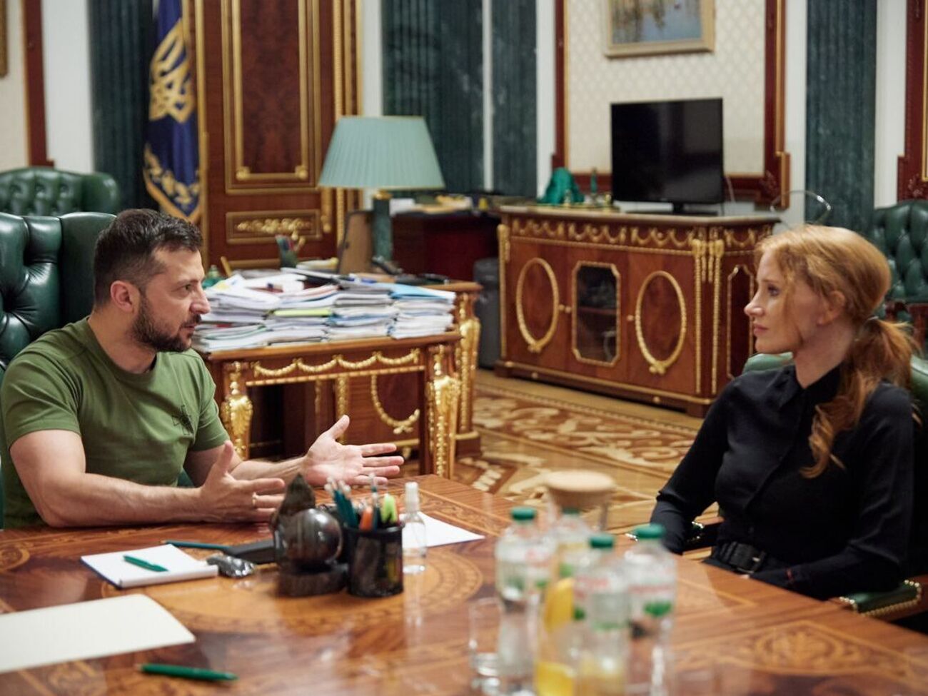Зеленський подякував Честейн за підтримку