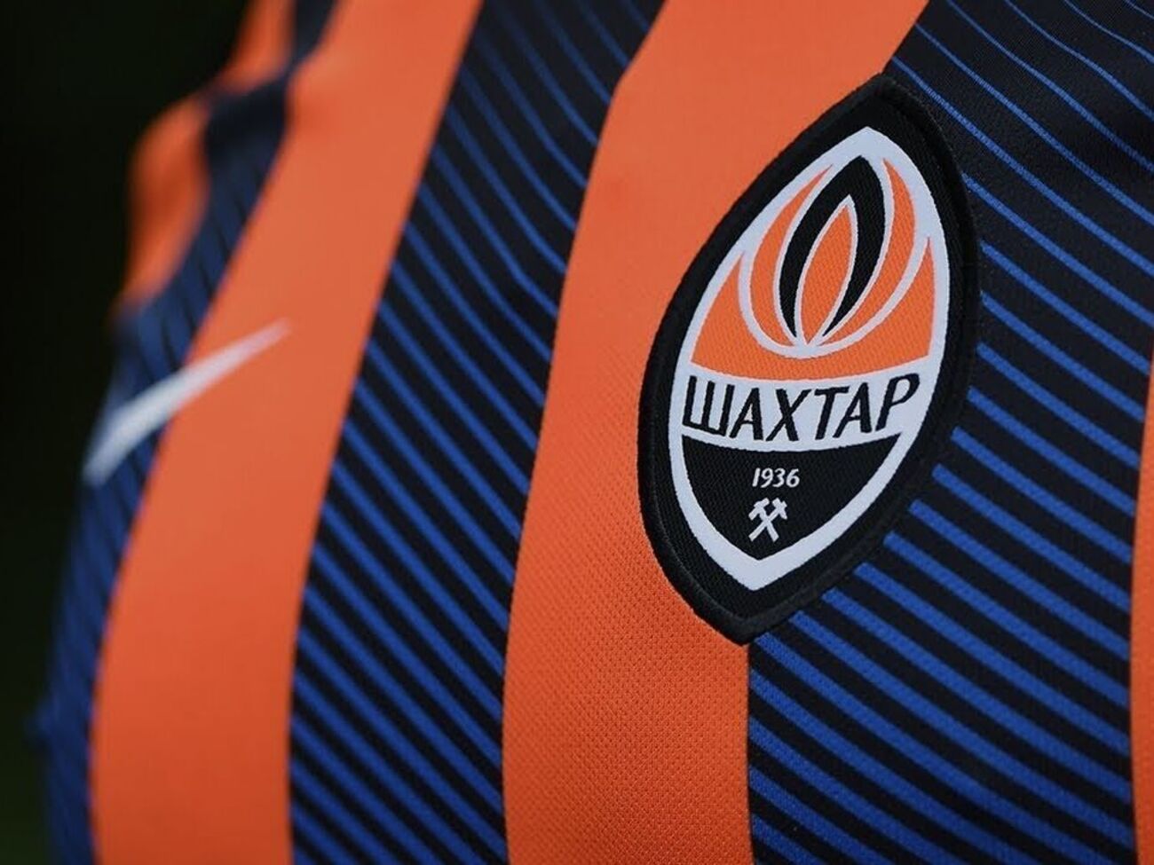 Уболівальники, які беруть участь у проєкті Pitch In For Ukraine, отримають винагороду у вигляді PoP (Pixel of Pitch, або "піксель поля")&nbsp;&ndash; частини поля "Донбас Арени"