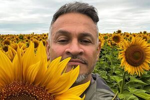 Химнес-Браво о Зеленском: Он всегда говорил: "Эктор, сфотографируемся. Как у тебя дела? Как съемки?"