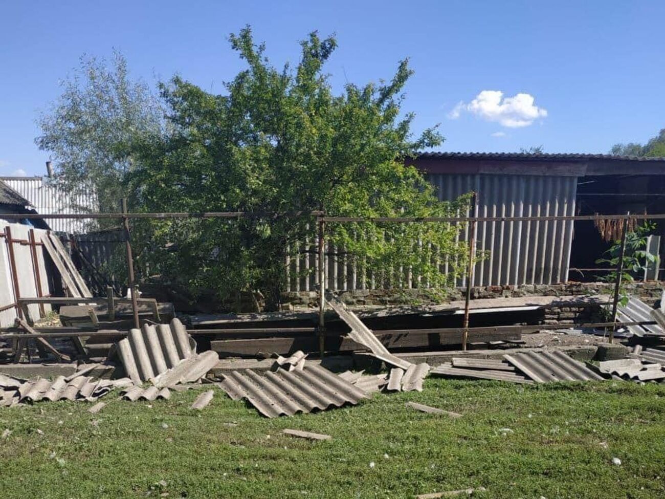 Россияне открывали огонь по Миропольской, Середино-Будской, Хотинской, Краснопольской, Шалыгинской, Глуховской, Эсманской и Великописаревской общинам, отметил Живицкий