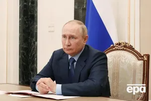 Суханов о Путине: Он какой-то старый, овал лица старопердический, эти ручки крысиные с коготочками