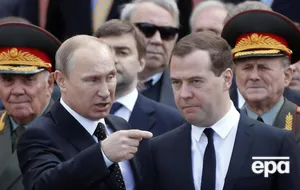 Пономарьов назвав несподіваний чинник лояльності, який може об'єднувати Путіна і Медведєва