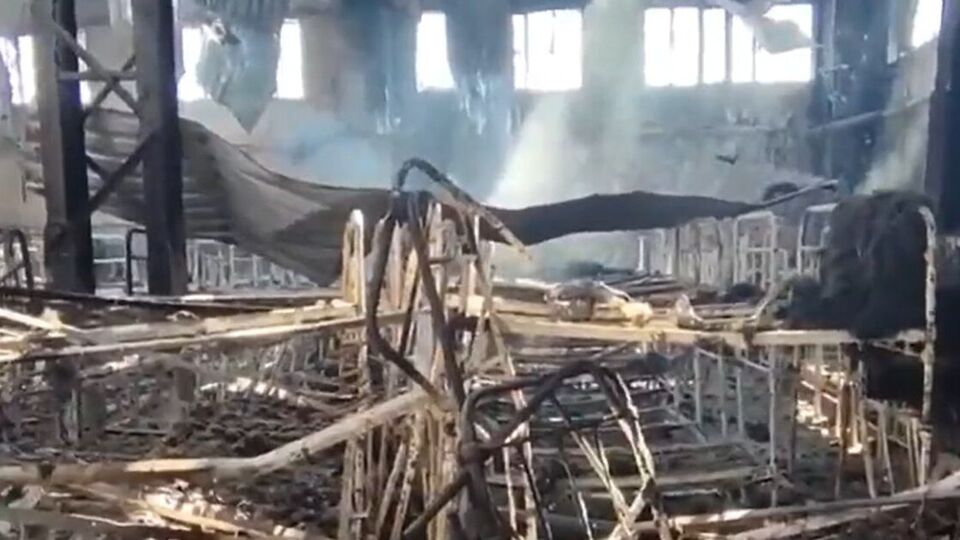 За даними української розвідки, теракт в Оленівці був спецоперацією РФ із метою зірвати постачання Україні західної зброї