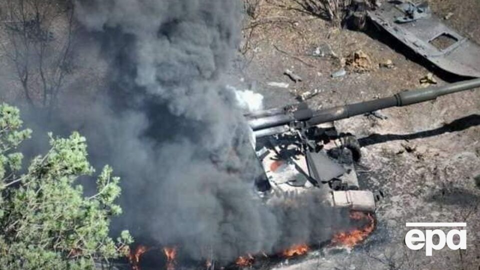 Россия потеряла почти 2 тыс. танков